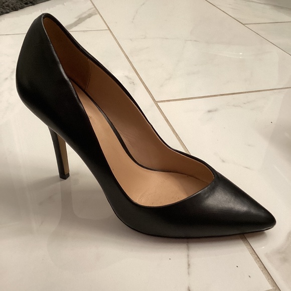 Aldo black heels. - Picture 1 of 5
